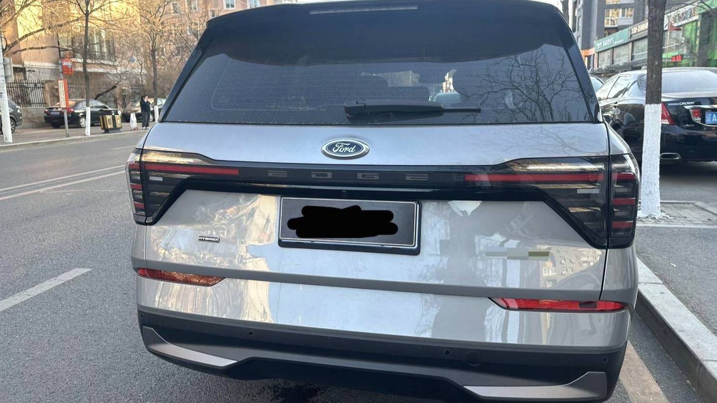 Ford 2025 Edge  Ruijie L 2.0T EcoBoost two wheel drive seven seater luxury model