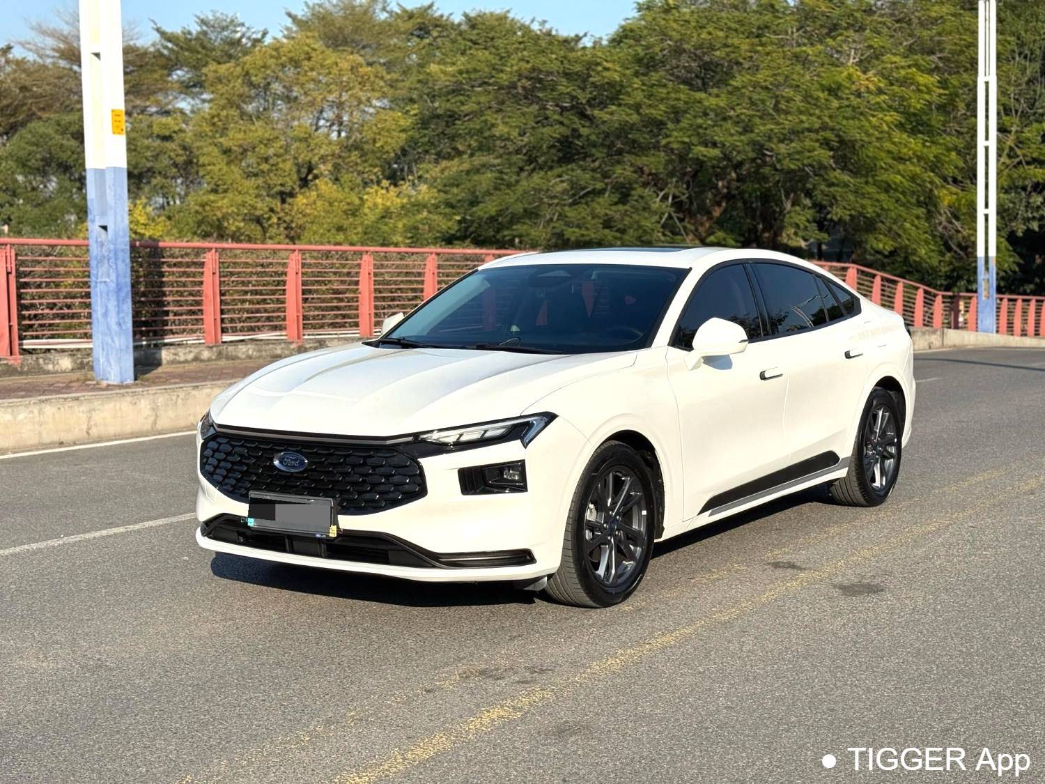 used Ford 2025 Mondeo‌ 2.0T EcoBoost Luxury Model