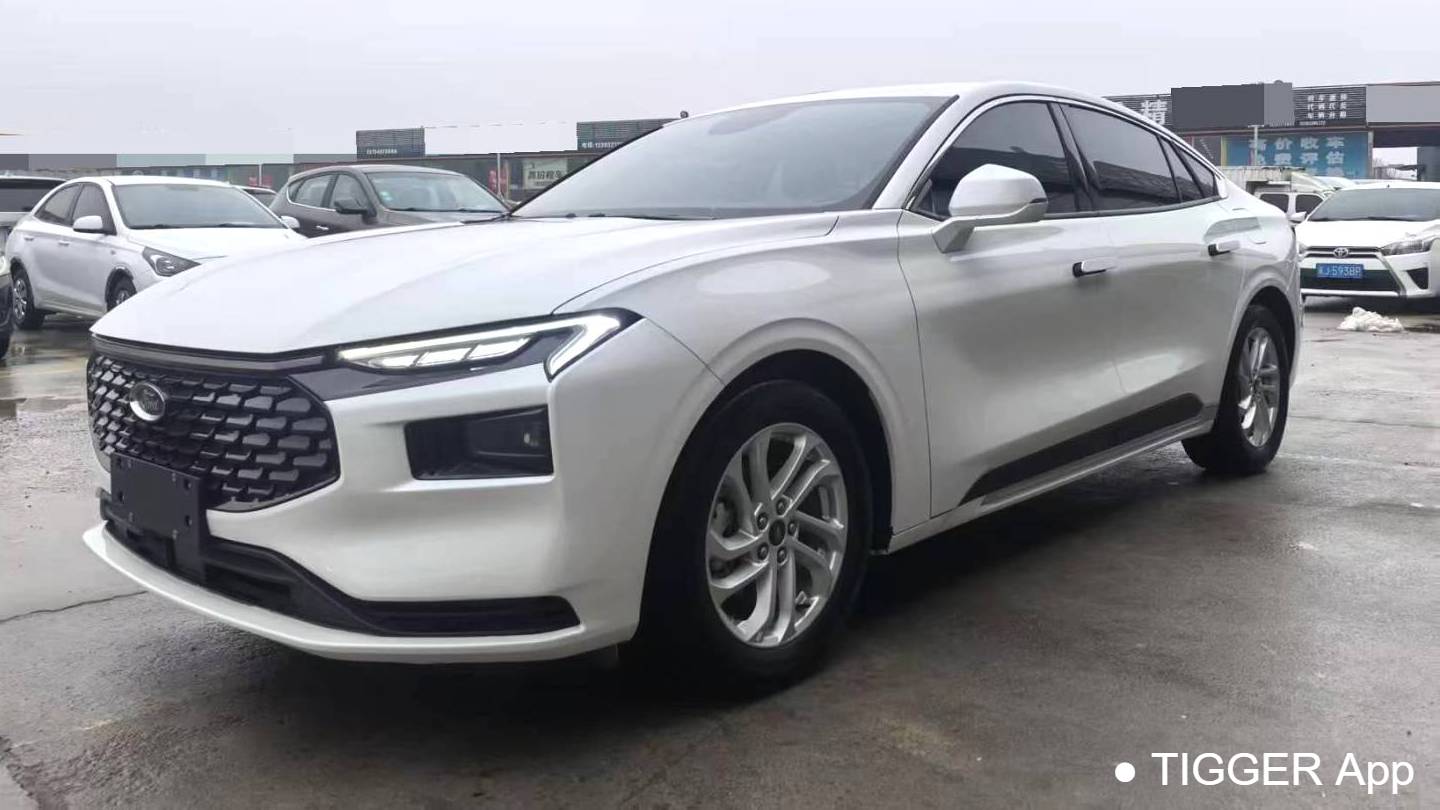 Ford 2023 Mondeo‌ EcoBoost 180 Shuya model