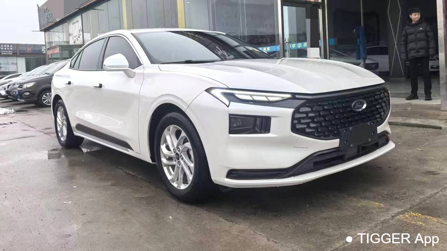 Ford 2023 Mondeo‌ EcoBoost 180 Shuya model