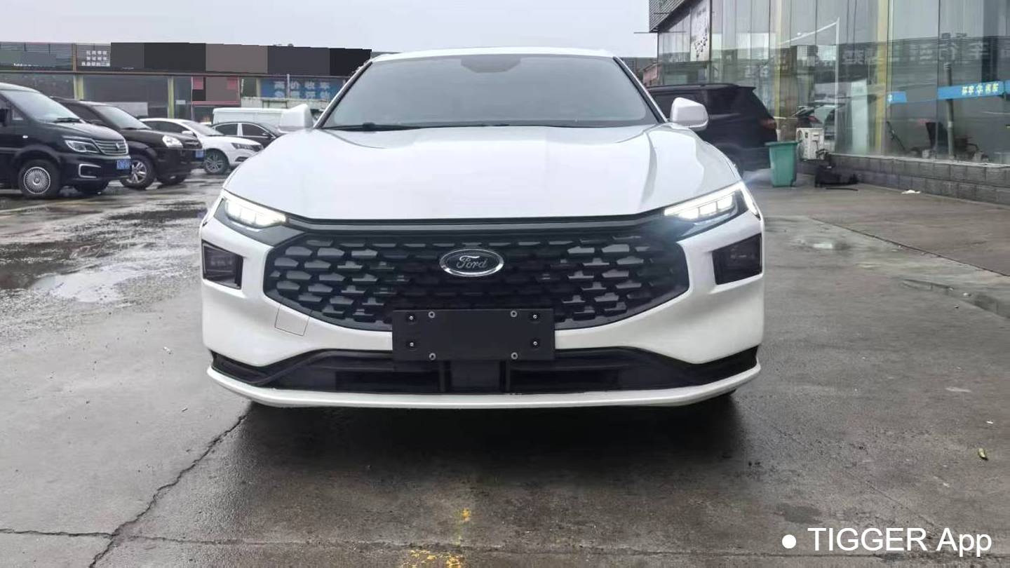 Ford 2023 Mondeo‌ EcoBoost 180 Shuya model