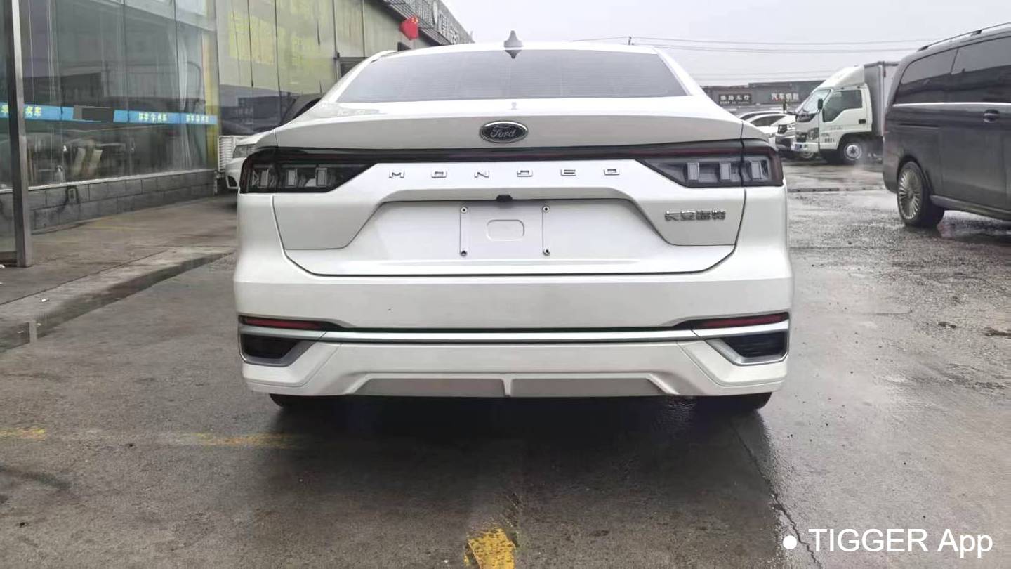 Ford 2023 Mondeo‌ EcoBoost 180 Shuya model