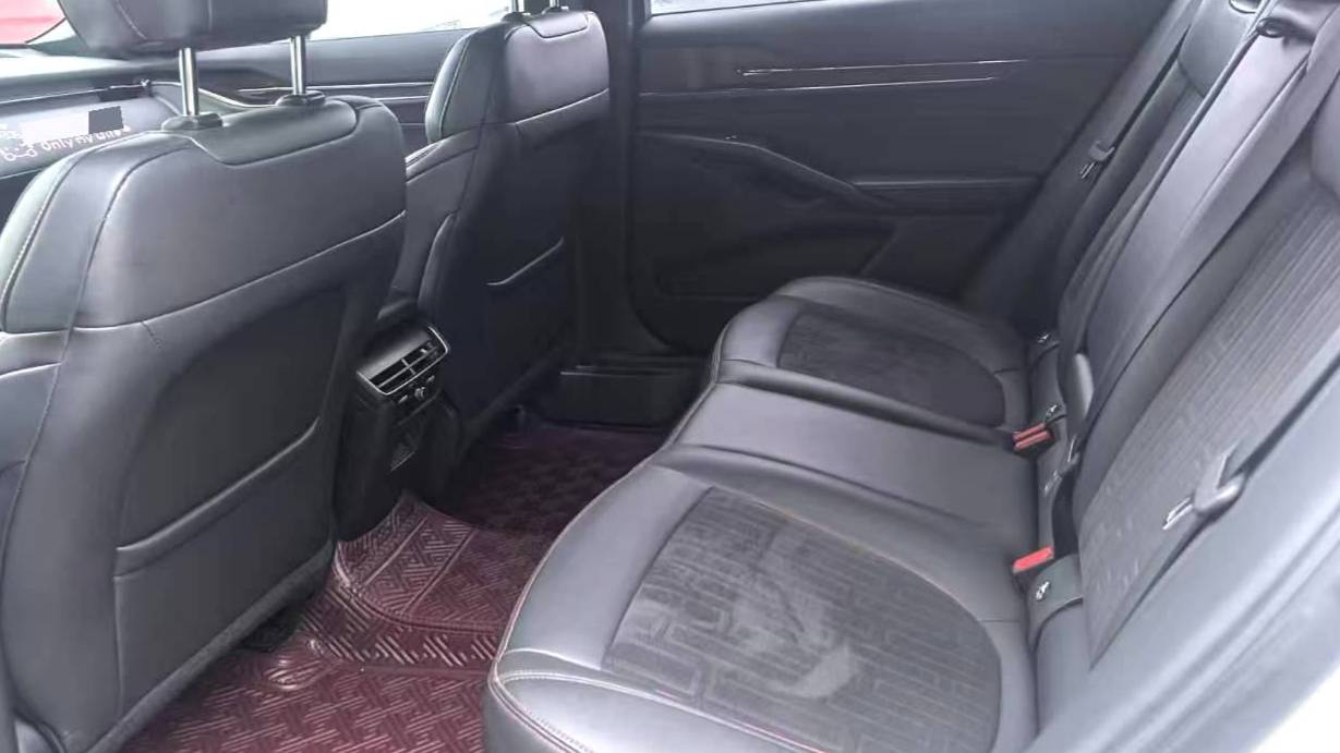 Ford 2023 Mondeo‌ EcoBoost 180 Shuya model