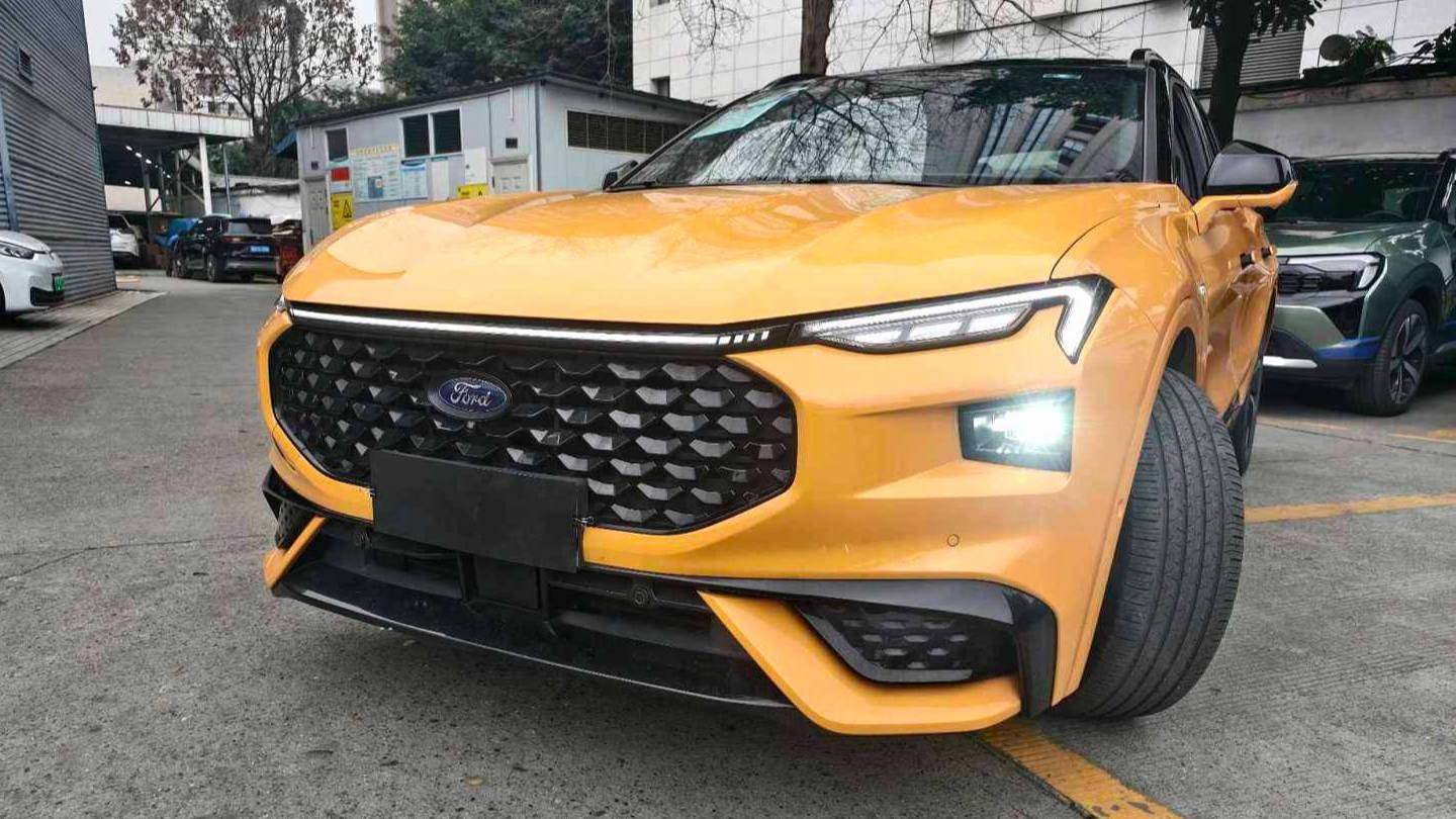 Ford 2025 Mondeo‌ 2.0T E-Hybrid Sport ST Line