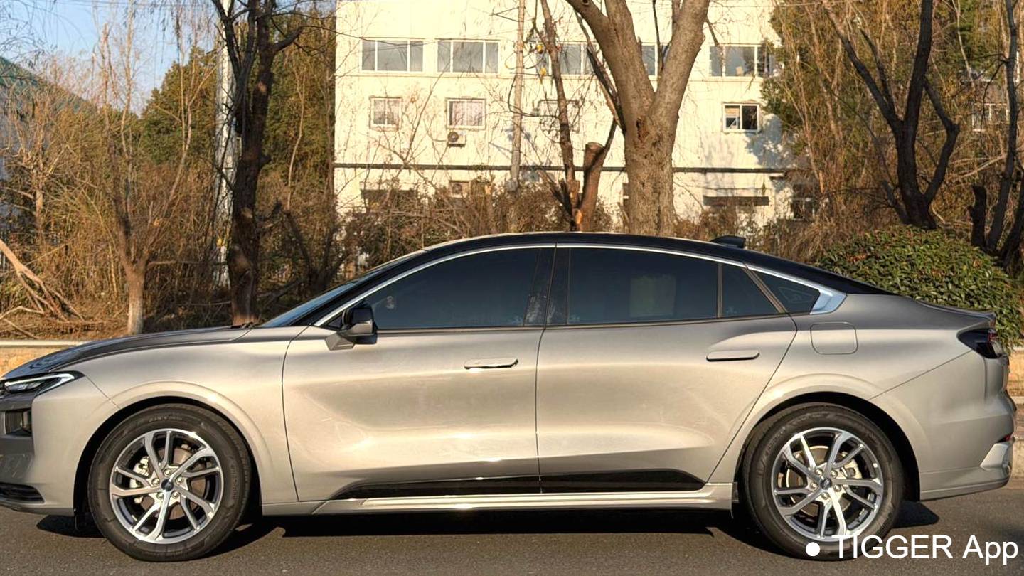 Ford 2022 Mondeo‌ Upgraded EcoBoost 245 Fashion Edition