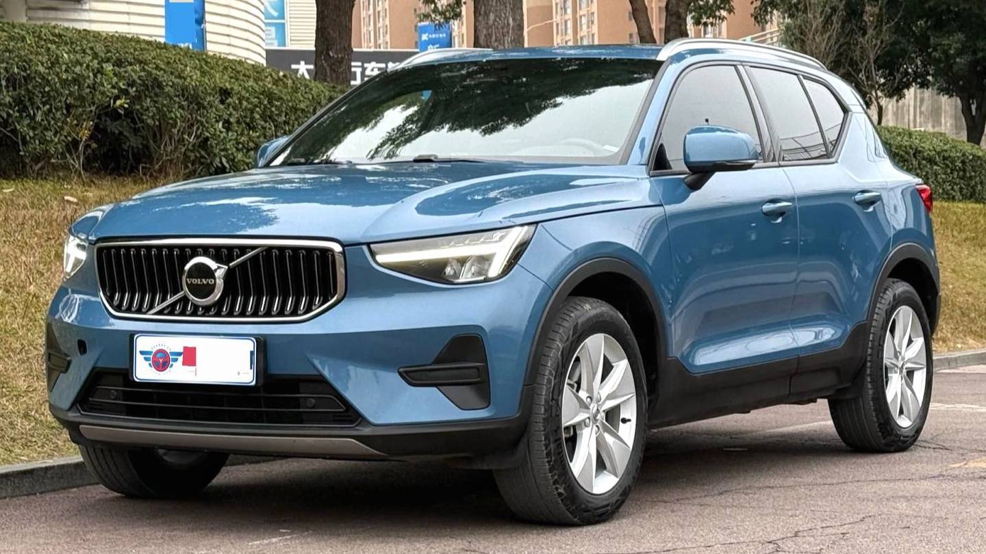 VOLVO China 2023 VOLVO XC40 B3 Smart Fashion Edition
