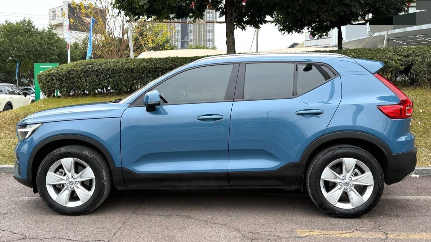 VOLVO China 2023 VOLVO XC40 B3 Smart Fashion Edition