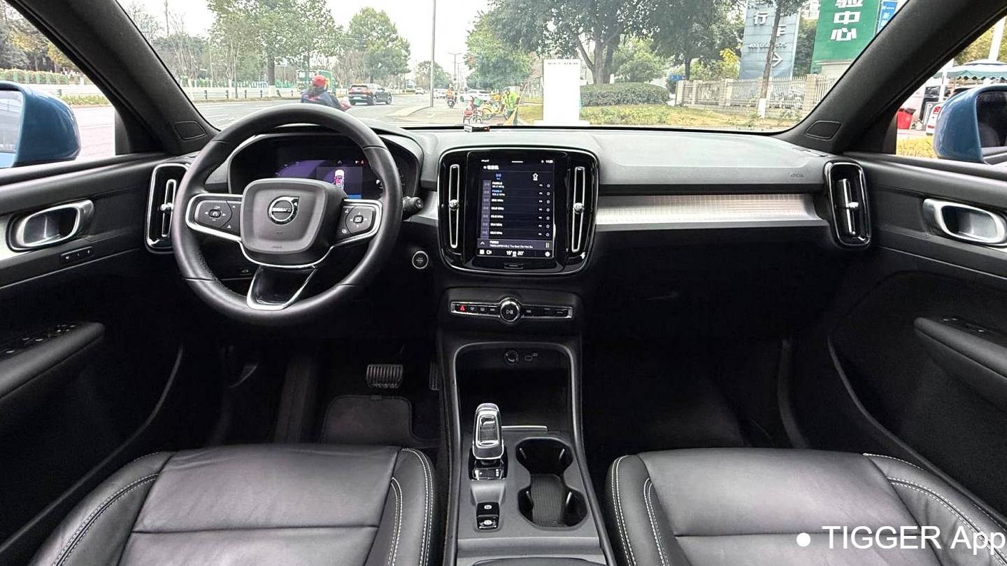 VOLVO China 2023 VOLVO XC40 B3 Smart Fashion Edition
