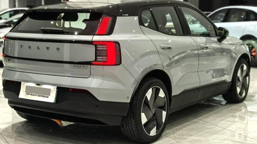 VOLVO China 2024 VOLVO EX30 Rear wheel drive long endurance version Ultra
