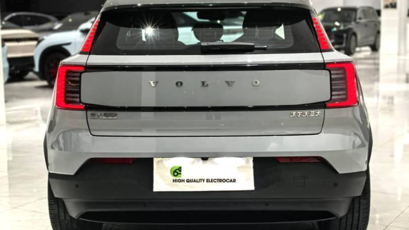VOLVO China 2024 VOLVO EX30 Rear wheel drive long endurance version Ultra