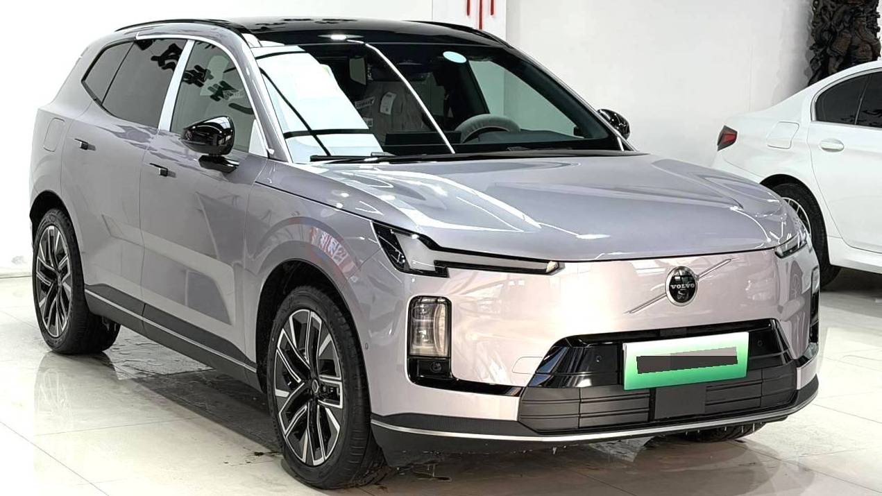 VOLVO China 2026 VOLVO XC70 Four wheel drive ultra long endurance Plus