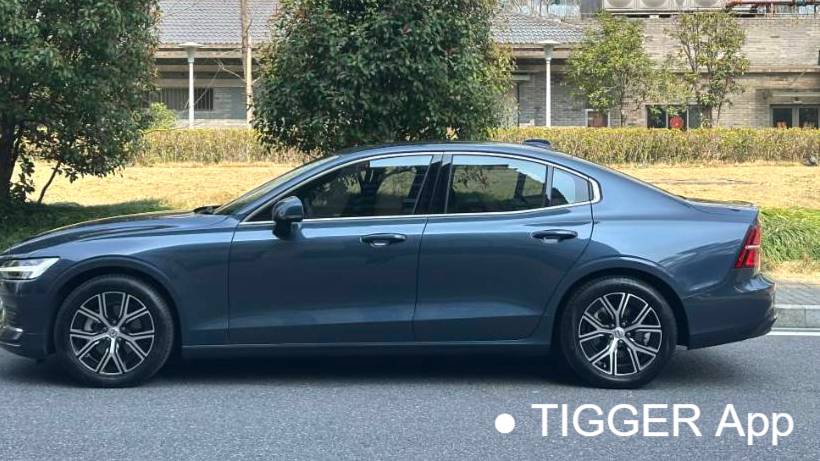 VOLVO China 2023 VOLVO S60 B4 Zhiyi Luxury Edition