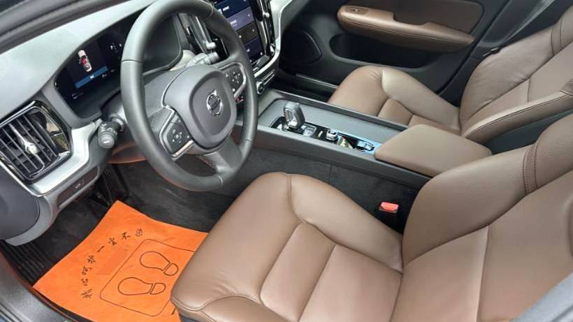 VOLVO China 2023 VOLVO S60 B4 Zhiyi Luxury Edition