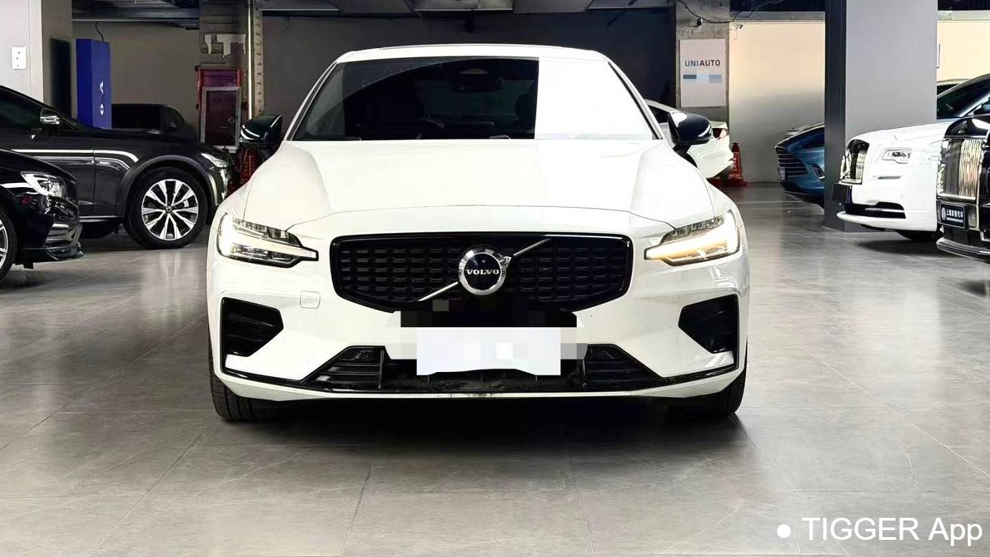 VOLVO China 2023 VOLVO S60 B4 Zhiyuan Sports Edition