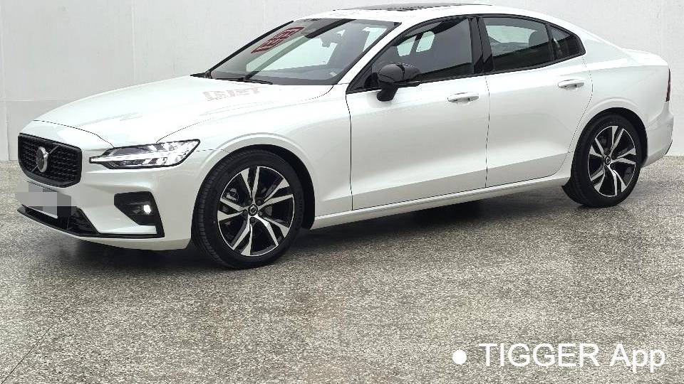 VOLVO China 2025 VOLVO S60 B5 Zhiya Sports Edition