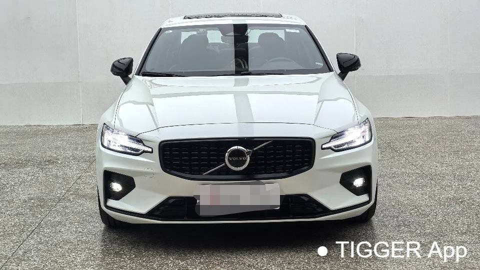 VOLVO China 2025 VOLVO S60 B5 Zhiya Sports Edition