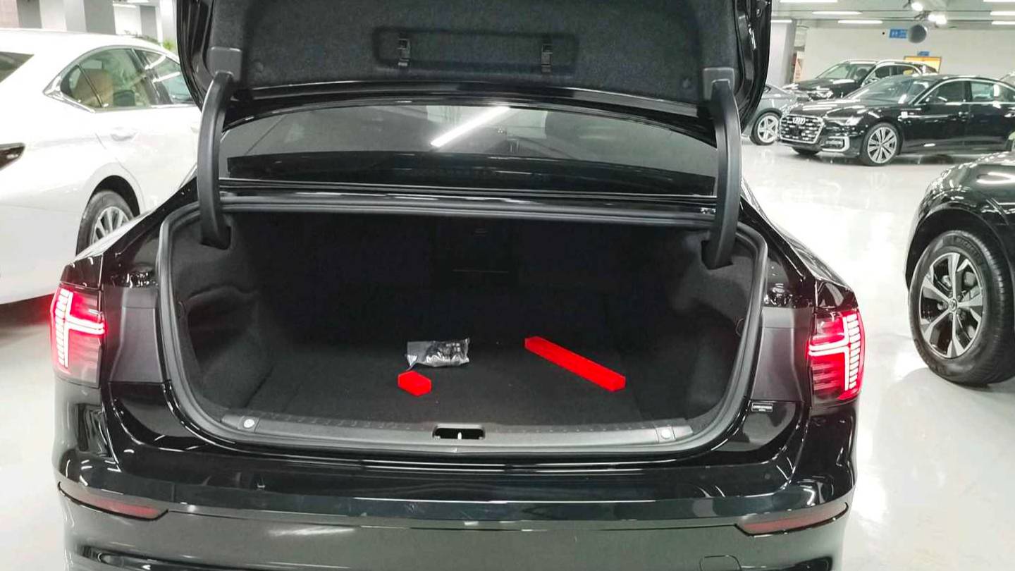 VOLVO China 2026 VOLVO S90 B5 Zhiyuan Luxury Edition