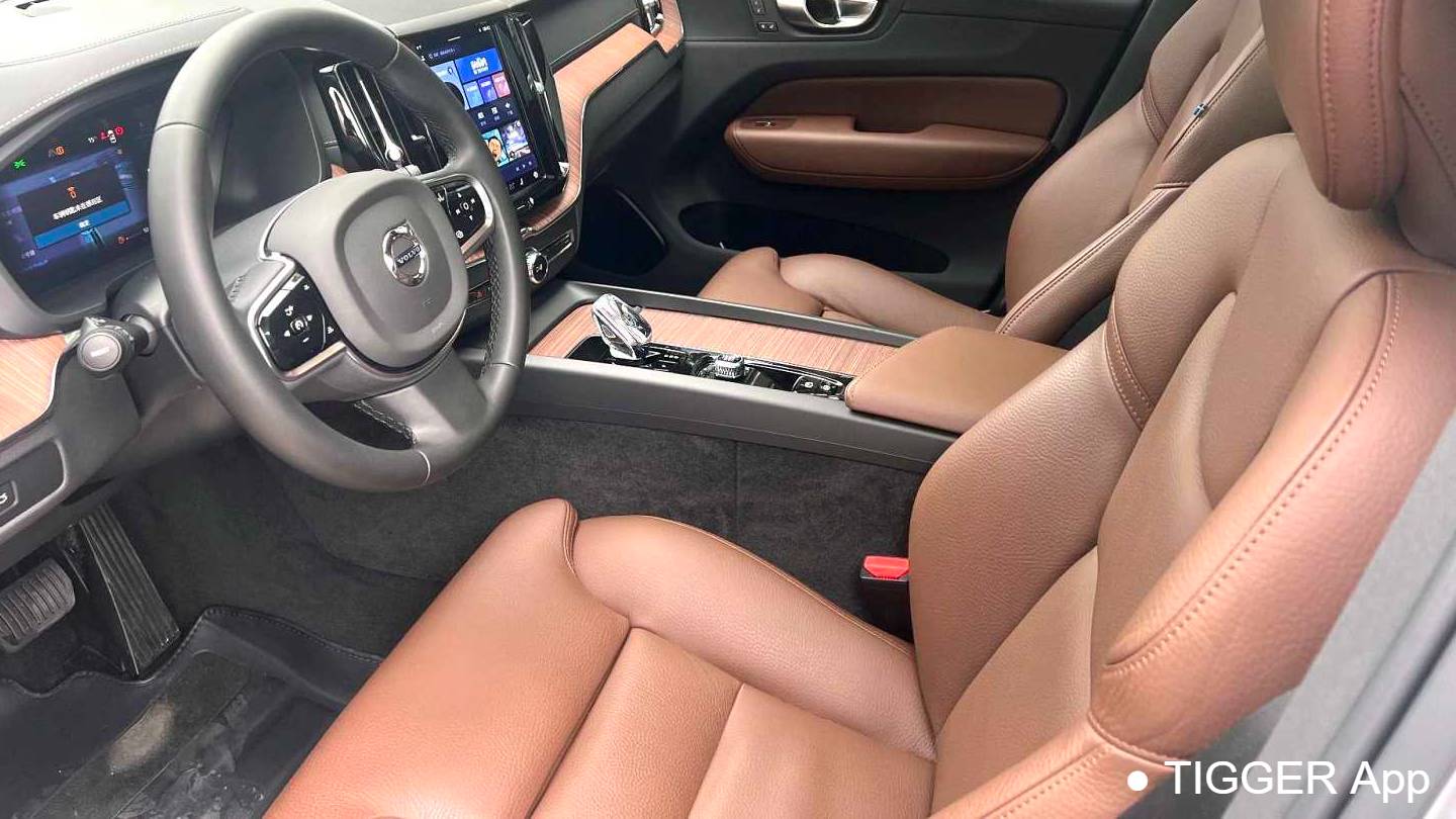 VOLVO China 2024 VOLVO XC60 B5 4WD Intelligent Yuan Luxury Edition