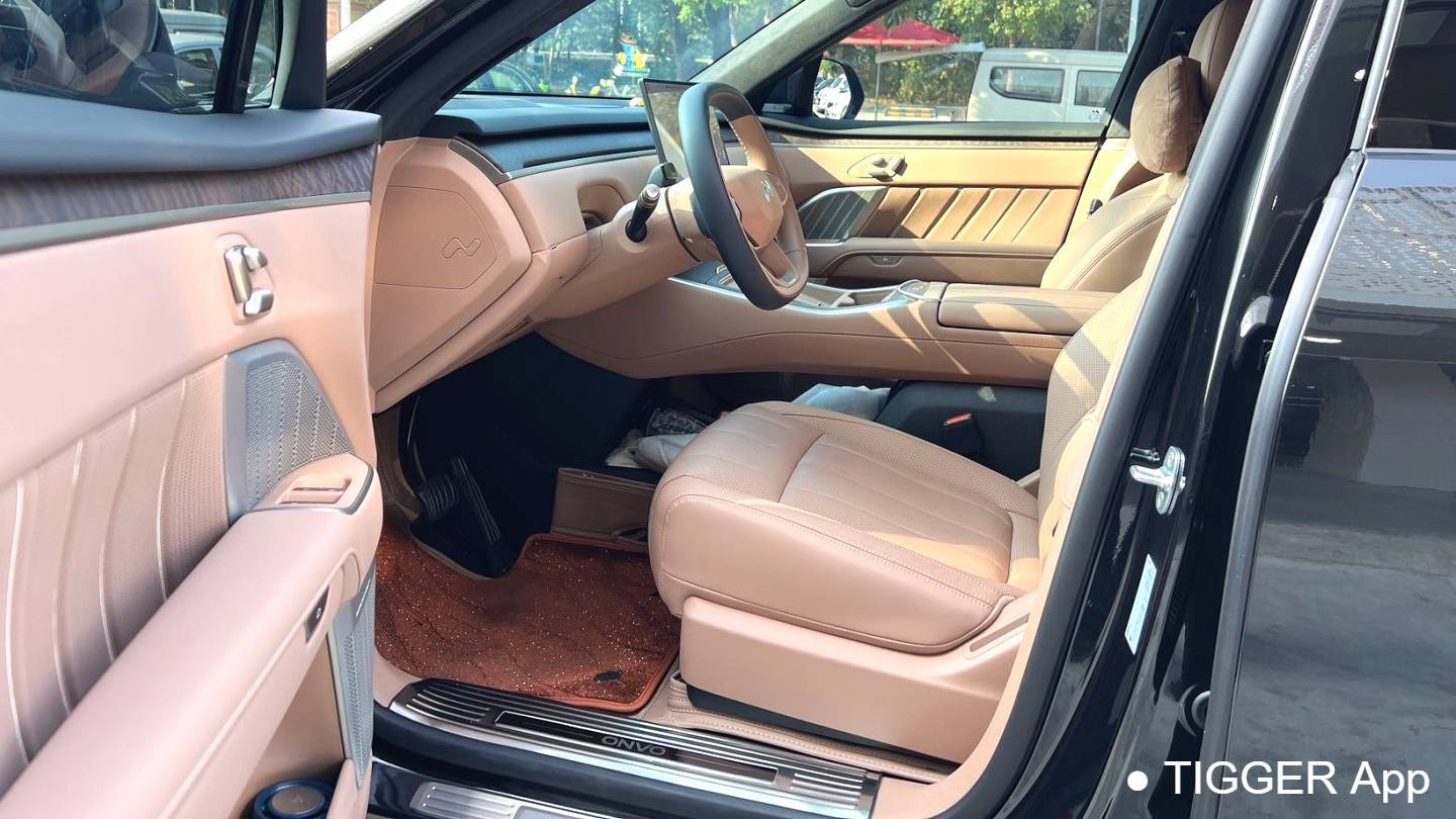 ONVO 2025 L90 Max Six Seat Edition