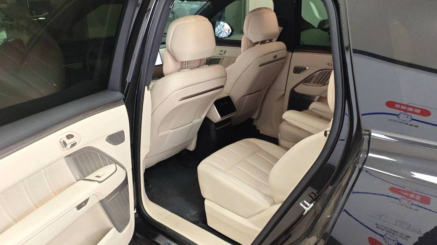 ONVO 2025 L90 Ultra Six Seat Edition