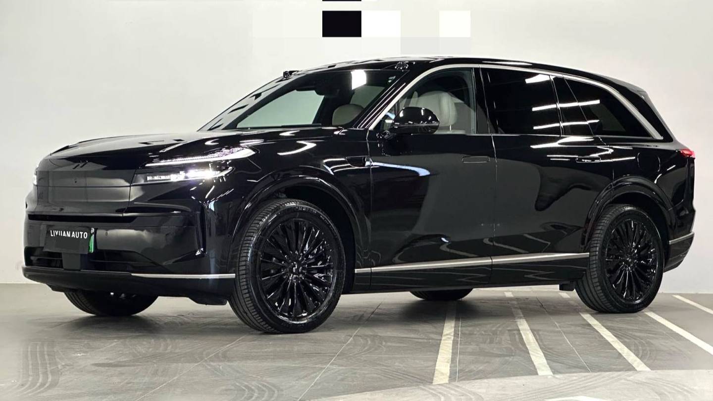 ONVO 2025 L90 Black Knight Special Edition Six Seats