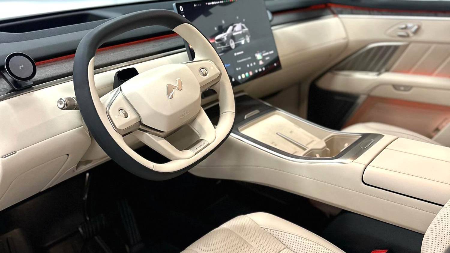 ONVO 2025 L90 Black Knight Special Edition Six Seats