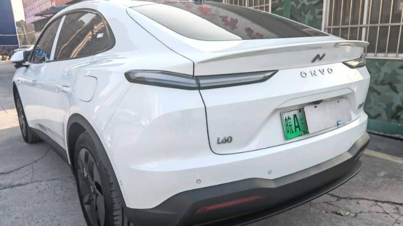ONVO 2025 L60 60kWh Black Knight Special Edition