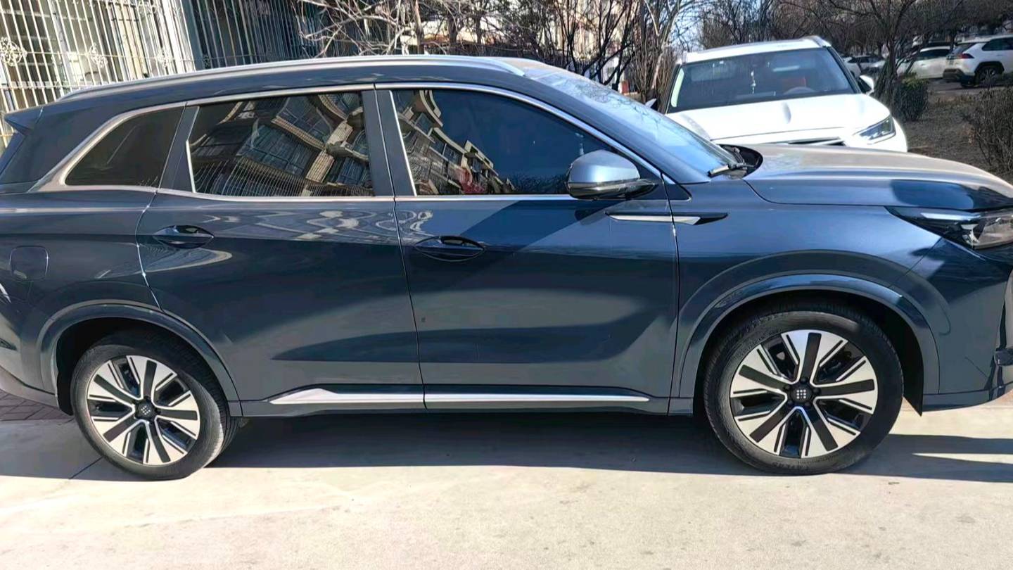 LanDian 2025 E5 PLUS 165km Long Range PLUS 5-seater