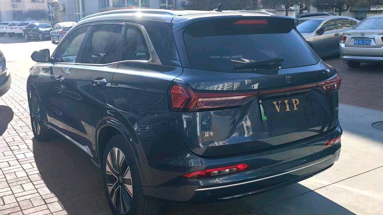 LanDian 2025 E5 PLUS 165km Long Range PLUS 5-seater