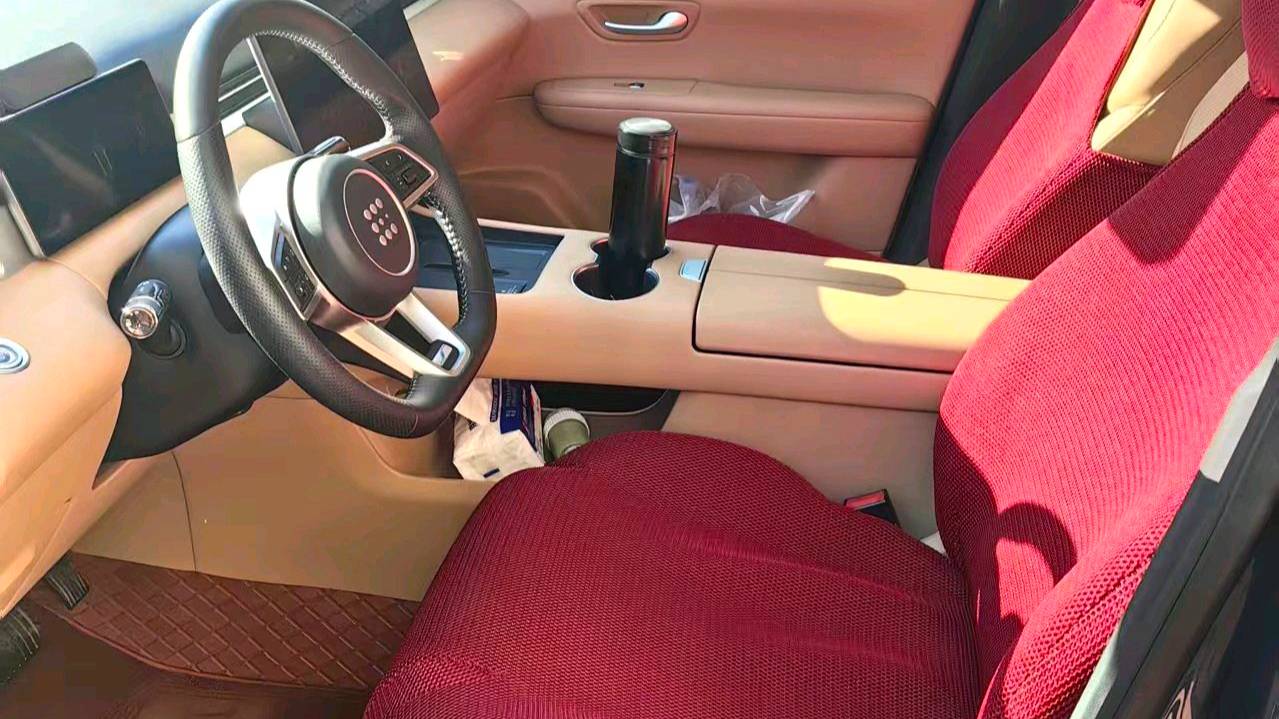 LanDian 2025 E5 PLUS 165km Long Range PLUS 5-seater