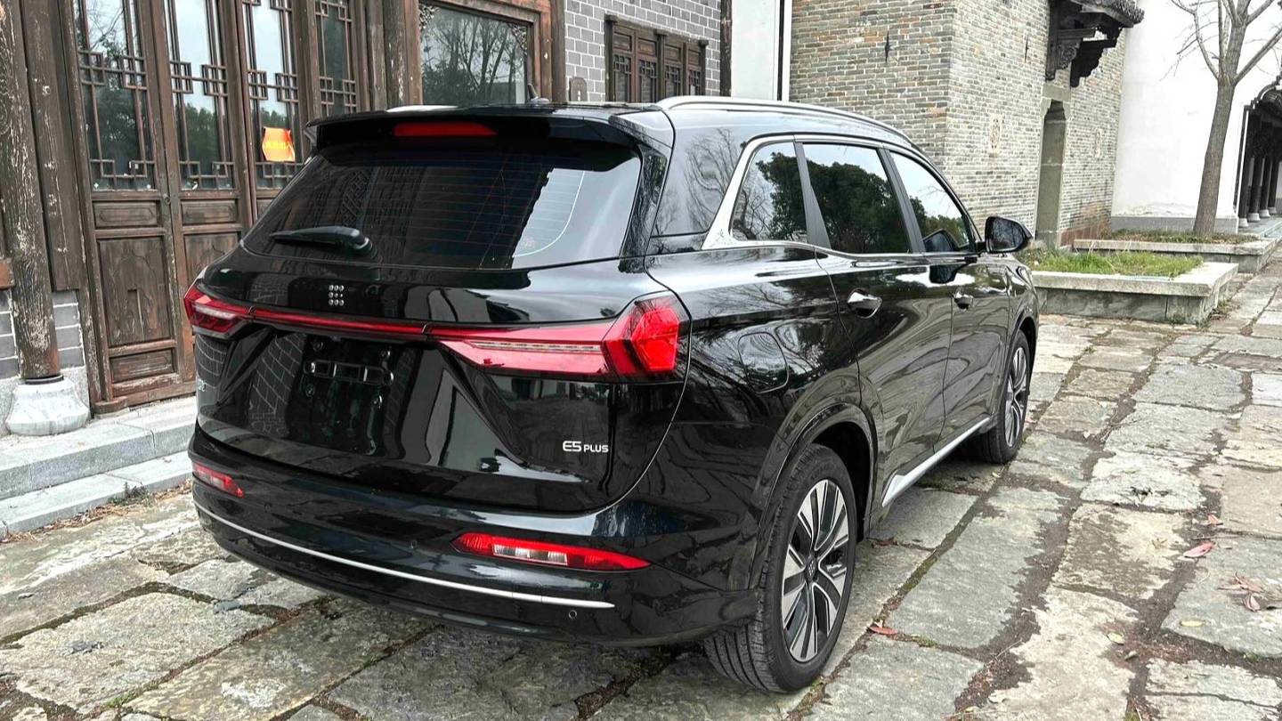 LanDian 2025 E5 PLUS 165km Long Range Flagship Edition 5-seater