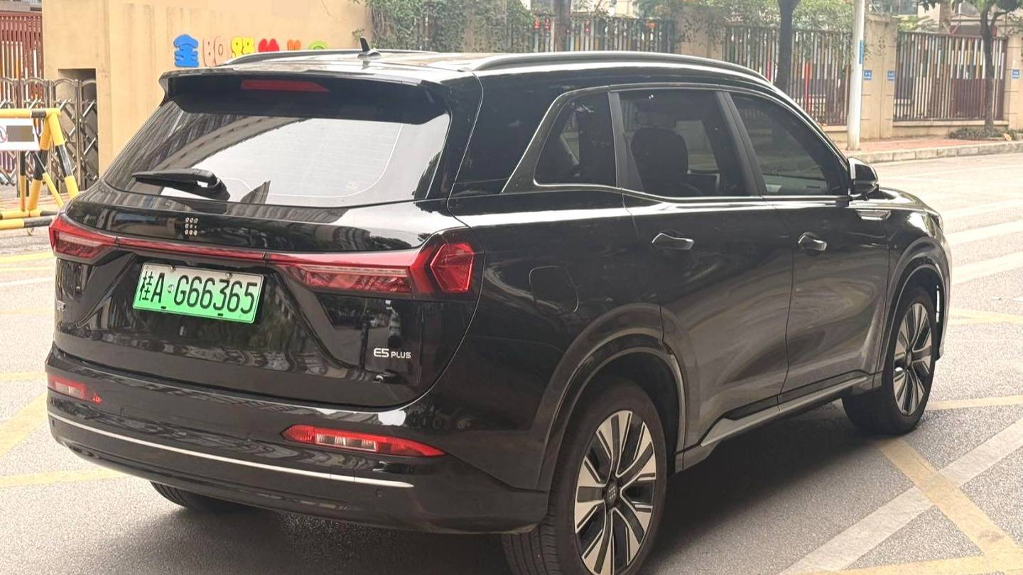 LanDian 2026 E5 PLUS 165km Long Range Enjoyment Edition Ultra 5-seater