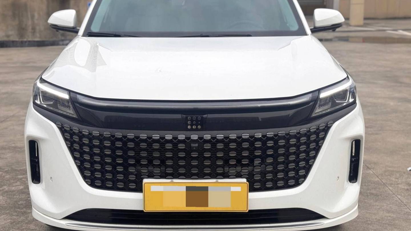 LanDian 2023 E5 1.5L DE-i 100KM Deluxe 7-seater