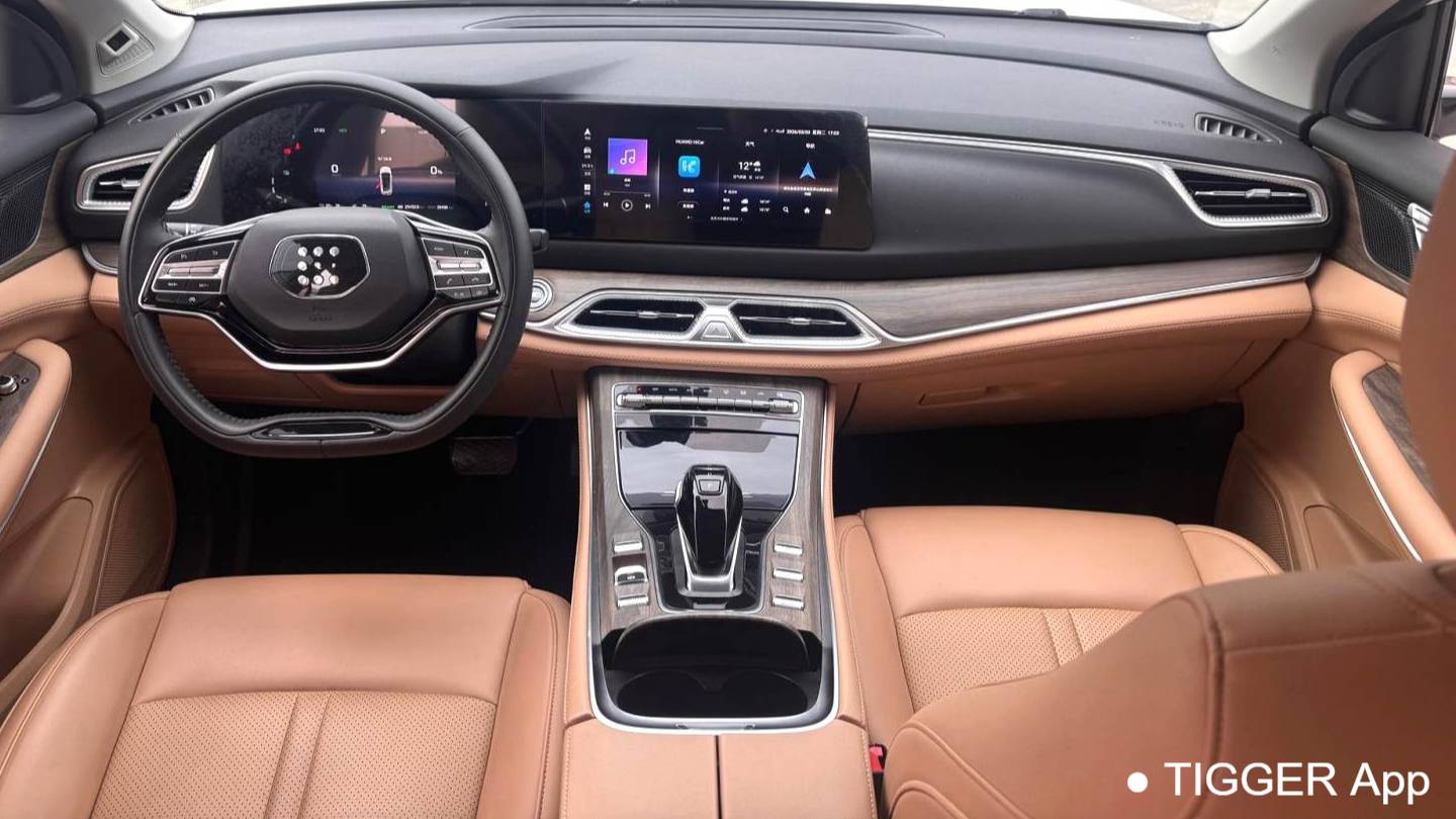 LanDian 2023 E5 1.5L DE-i 100KM Deluxe 7-seater