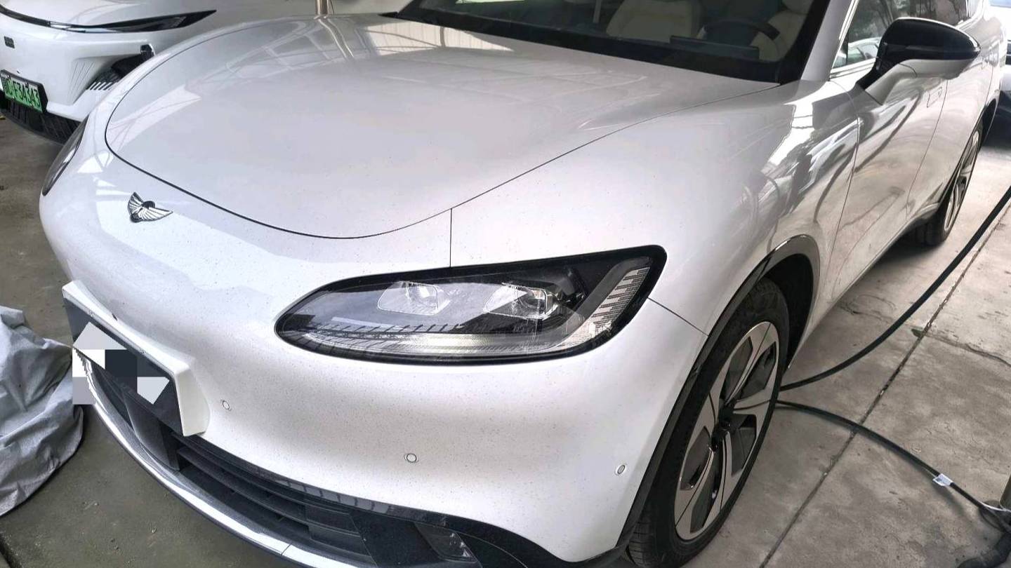 YUANHANG 2023 H8  560km 4WD Premium Edition