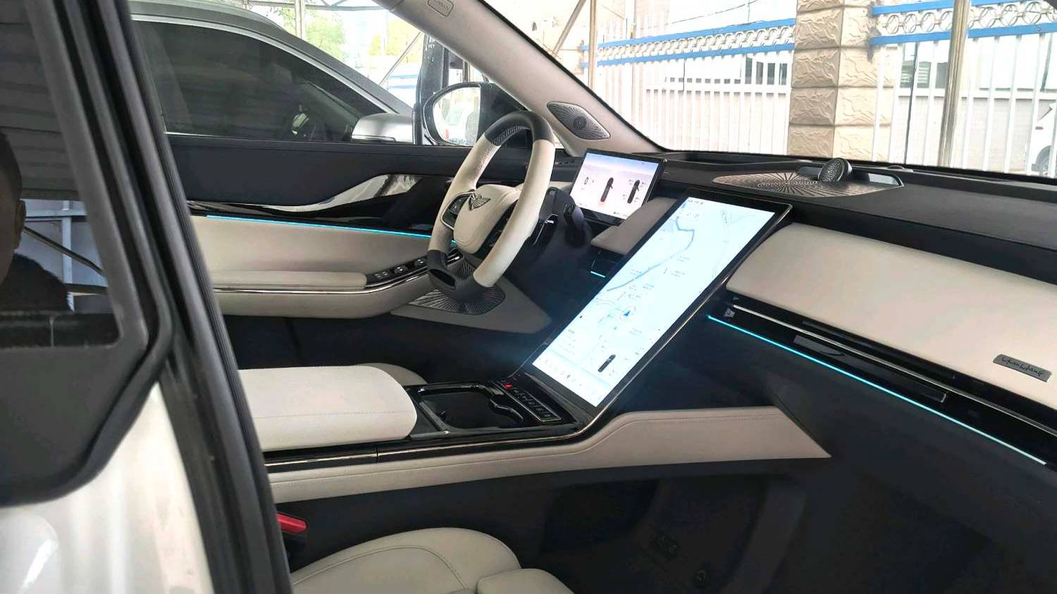 YUANHANG 2023 H8  560km 4WD Premium Edition