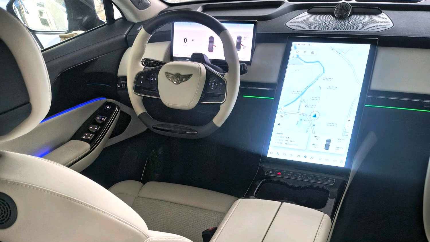 YUANHANG 2023 H8  560km 4WD Premium Edition