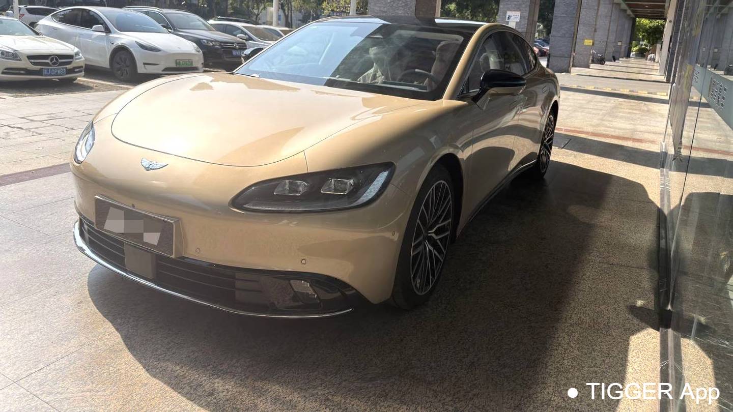 YUANHANG 2024 Y6 810km rear wheel drive premium version