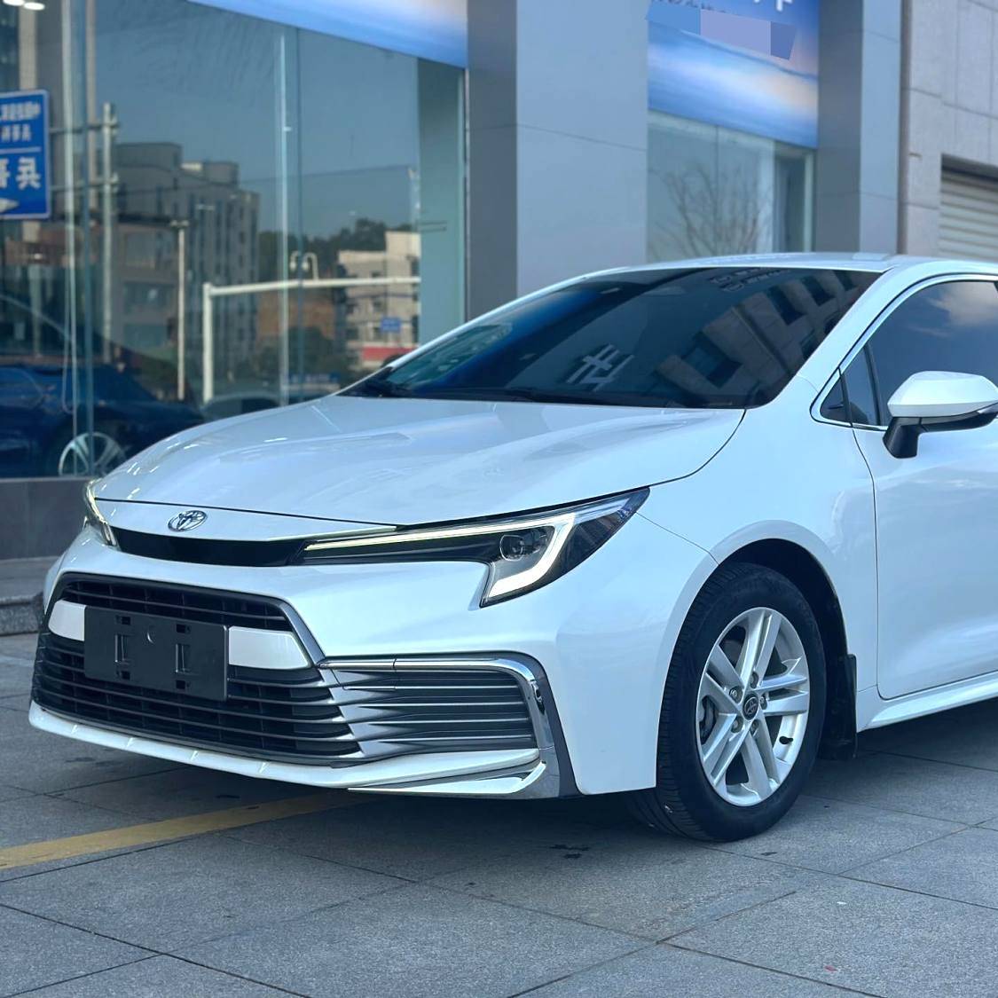 Toyota 2023 LEVIN(凌尚) Upgraded 2.0L Leading Edition سيارة مستعملة