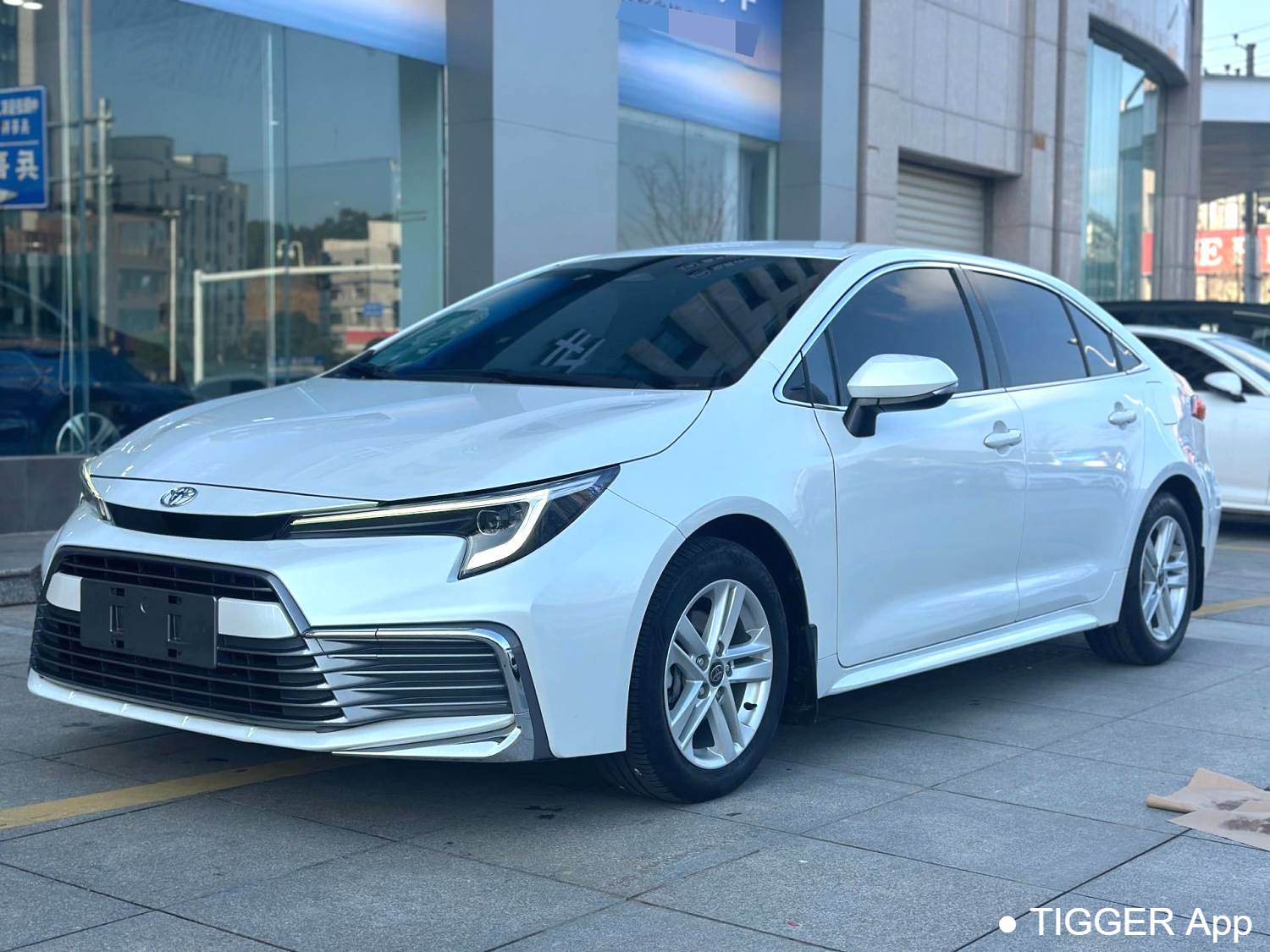 used Toyota 2023 LEVIN(凌尚) Upgraded 2.0L Leading Edition