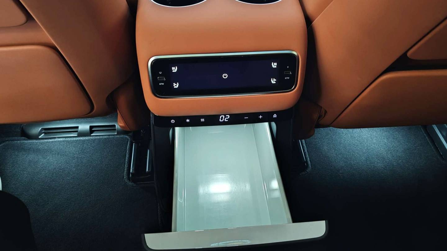 Li Auto 2025 L9 Ultra Intelligent Renewal Version