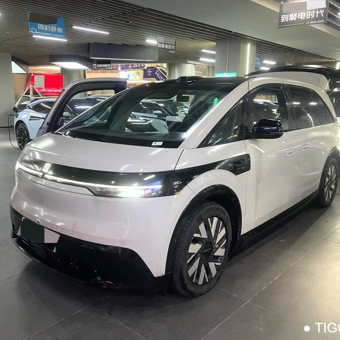 ZEEKR 2025 MIX Long range intelligent driving version Used Car