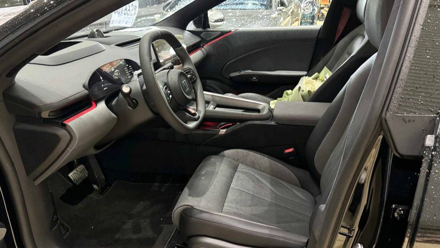 ZEEKR 2025 007GT Long range rear wheel drive intelligent driving version 100kWh