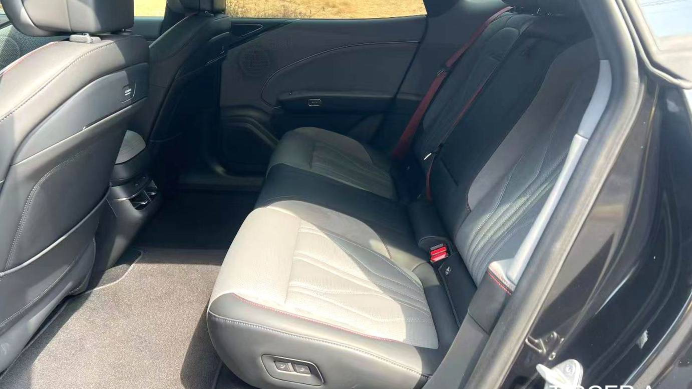 ZEEKR 2025 007GT Long range rear wheel drive intelligent driving version 100kWh