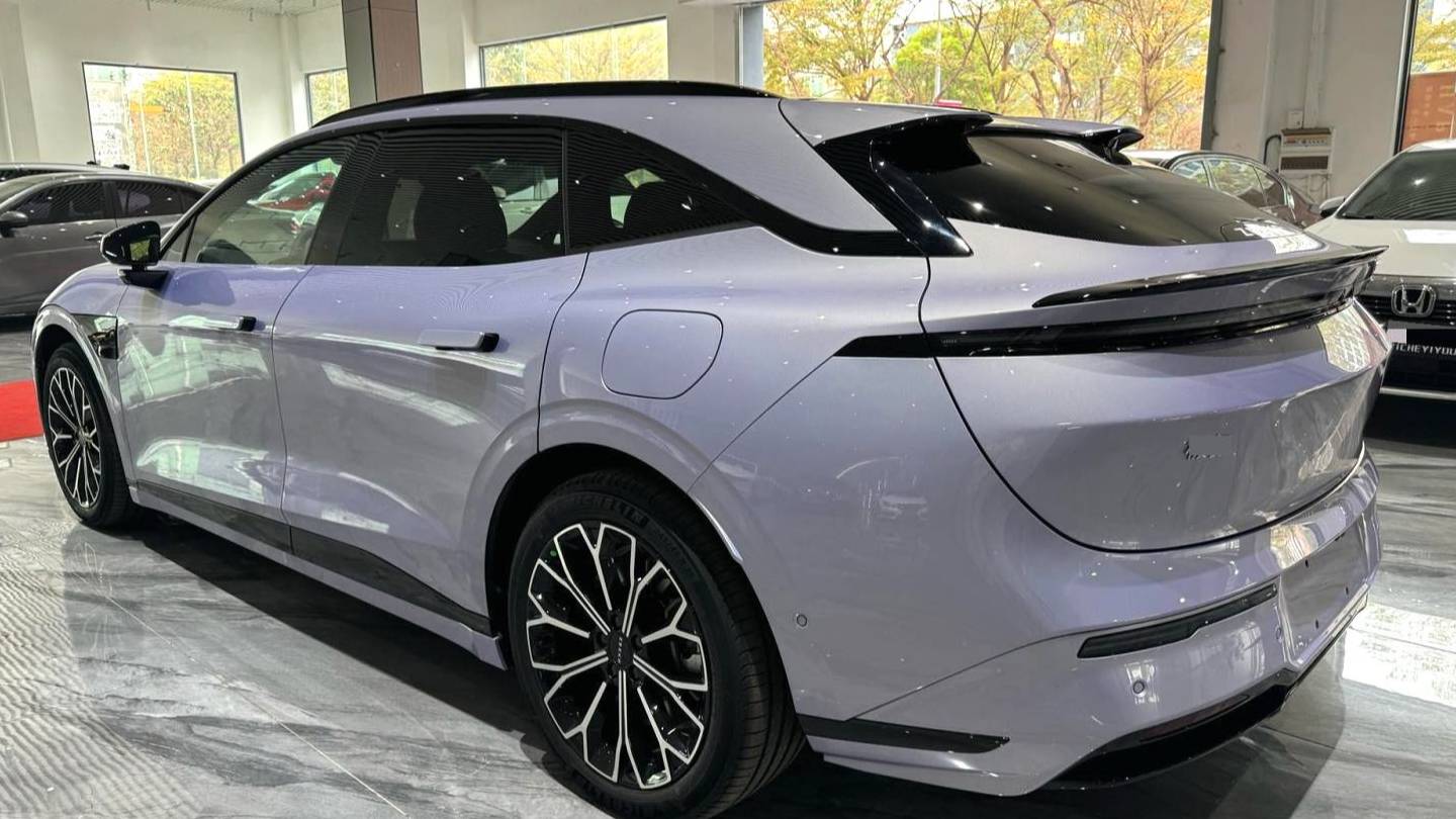 ZEEKR 2025 007GT Rear wheel drive intelligent driving version 75kWh