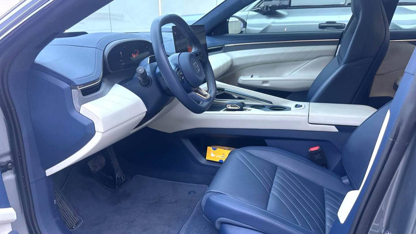 ZEEKR 2024 001 WE version 100kWh rear wheel drive