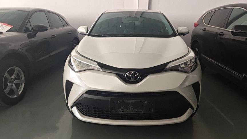 Toyota 2022 C-HR 2.0L Leading Edition