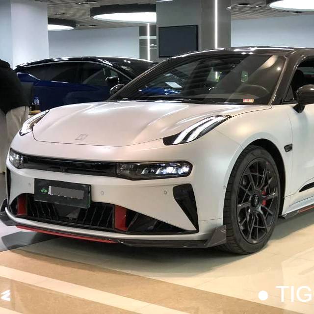 ZEEKR 2023 001FR FR version 100kWh سيارة مستعملة