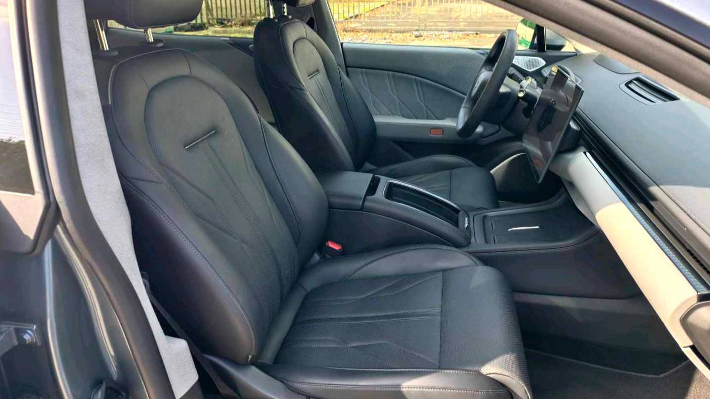 ZEEKR 2024 007 4WD Intelligent Driving Edition 75kWh