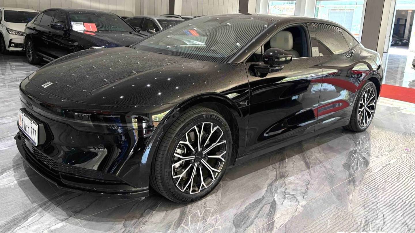 ZEEKR 2024 007 Rear wheel drive enhanced version 75kWh